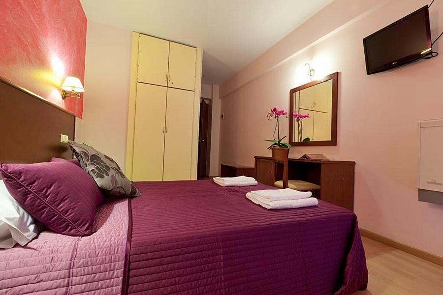 Odeon Hotel 3*
